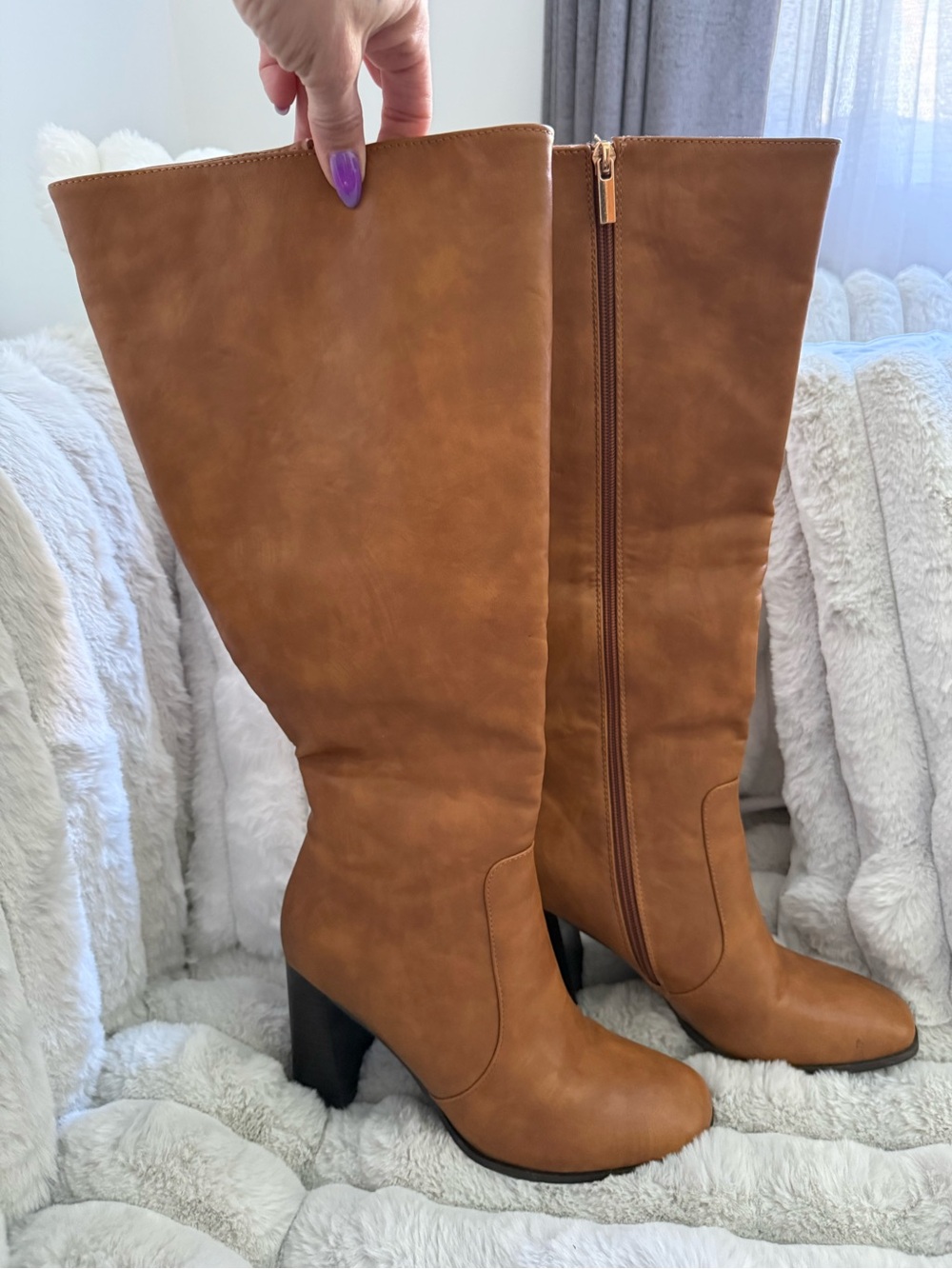 Journee Collection Tan Knee-High Block Heel Boots, 7.5 XWC